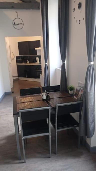 Appartement Coeur De Ville! Фуа Экстерьер фото